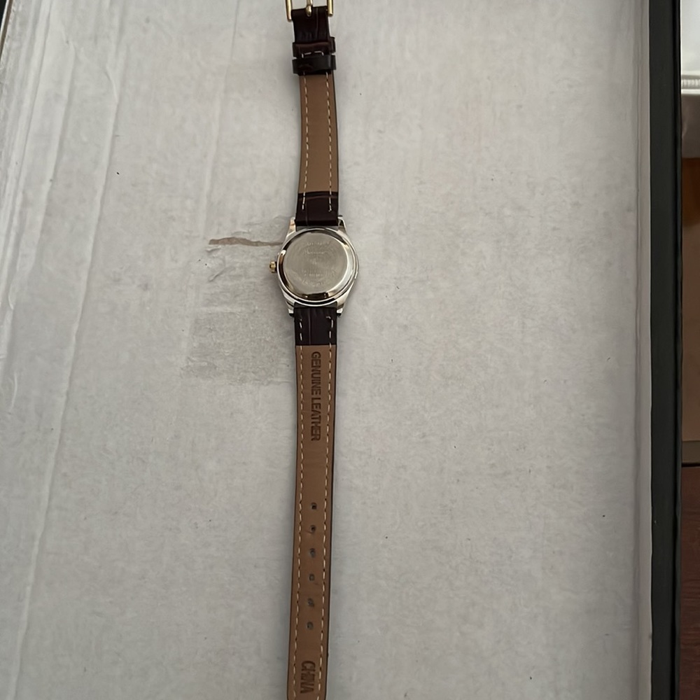 Watch - Picture 3 of 4